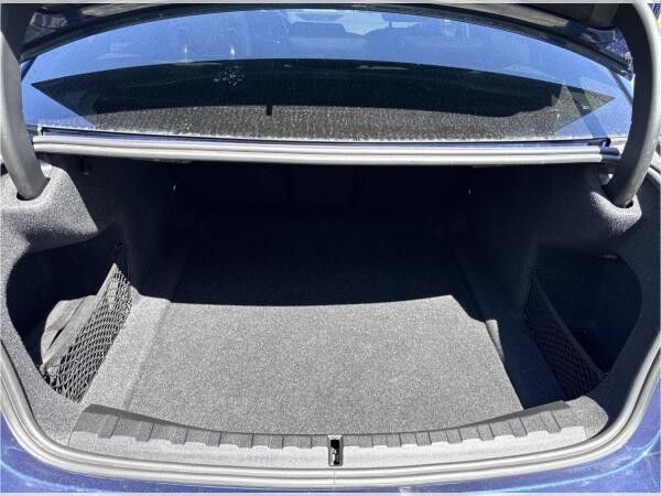 BMW 318 d ADVANTAGE (150 PS) /LIVE COCKP./LED/NAVI/KLIMA/SHZ/ASSISTENZ/RFK UVM.