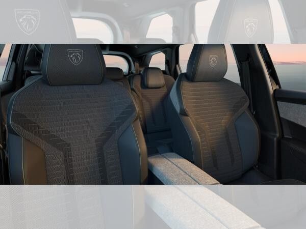 Peugeot 5008 GT Plugin Hybrid  195PS / Wunschfarbe/ konfigurierbar  bis 31.10.25