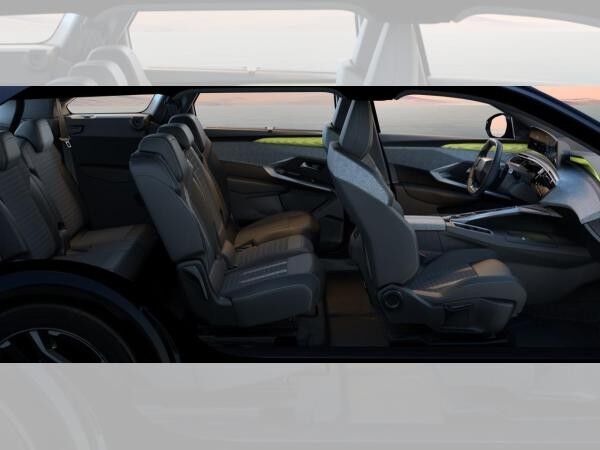 Peugeot 5008 GT Plugin Hybrid  195PS / Wunschfarbe/ konfigurierbar  bis 31.10.25