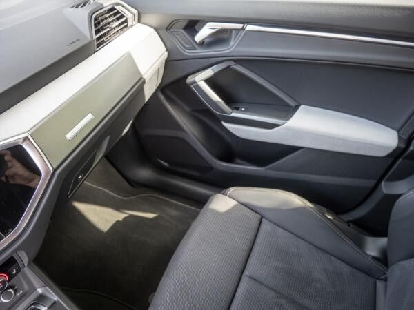 Audi Q3 S line 35TFSI