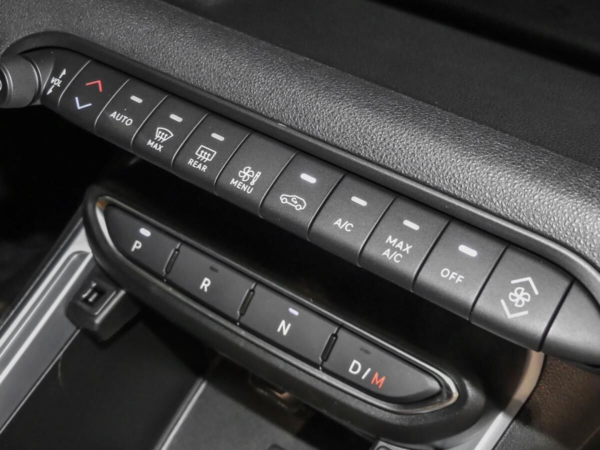 Jeep Avenger The North Face 4xe Navi 360 Kamera LED El. Heckklappe Apple CarPlay Android Auto