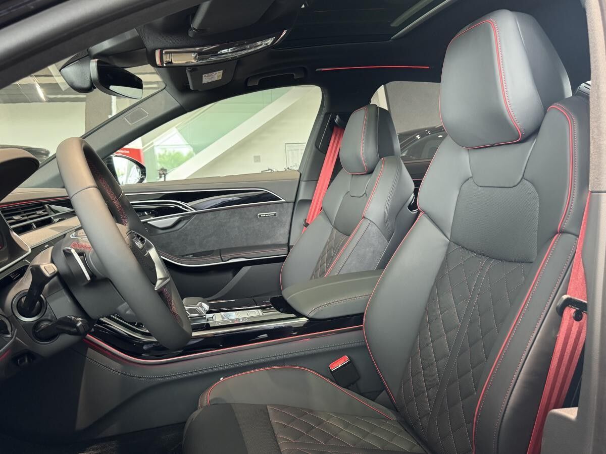 Audi A8 60 TFSIe Lang quattro s-line *Top-Ausstattung* (sofort verfügbar) Sonderkondition DMB/Berufsträger u