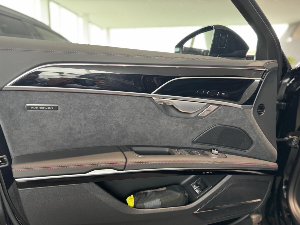 Audi A8 60 TFSIe Lang quattro s-line *Top-Ausstattung* (sofort verfügbar) Sonderkondition DMB/Berufsträger u