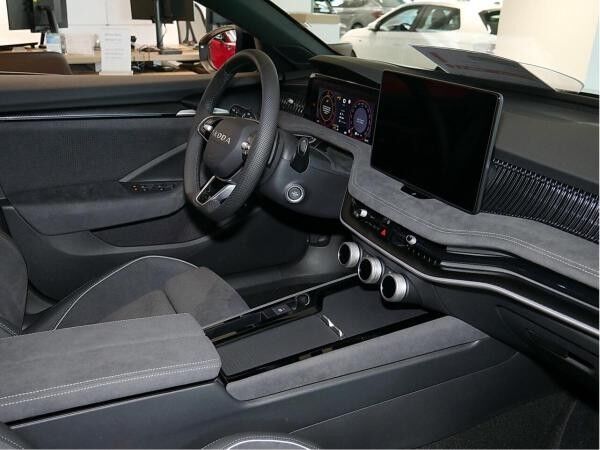 Skoda Superb Combi 1.5 TSI iV Sportline DSG AHK RüKa
