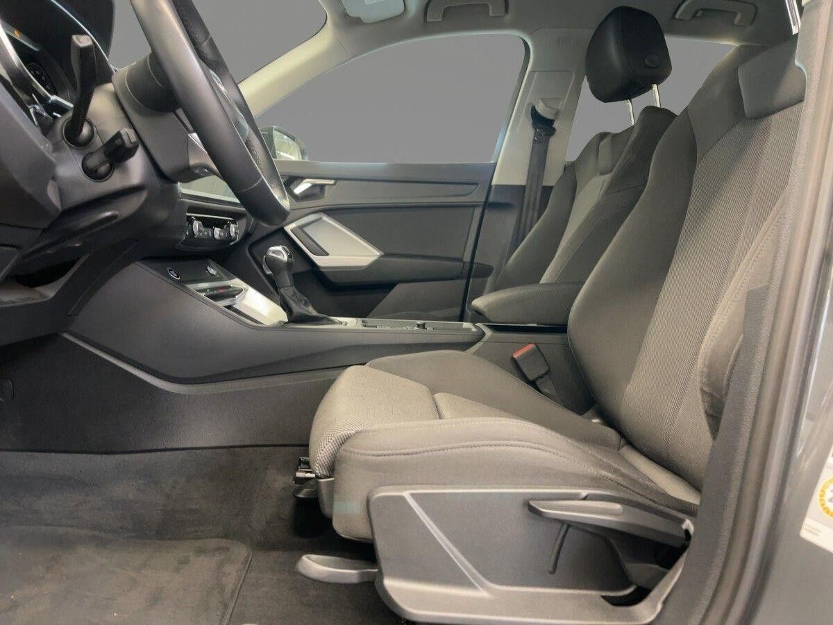 Audi Q3 45 TFSIe AHK Navi Kamera LED