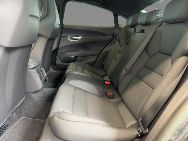 Audi e-tron GT quattro Head-Up Laser B&O Pano