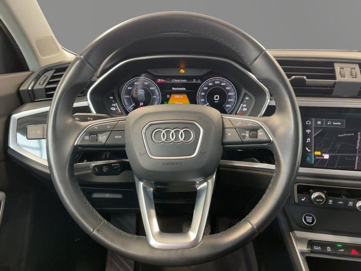 Audi Q3 45 TFSIe AHK Navi Kamera LED