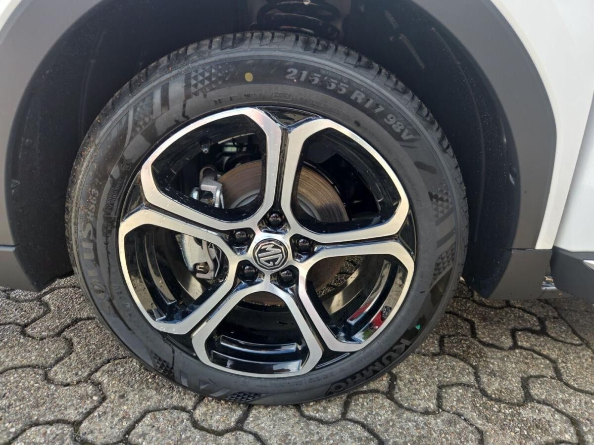 MG ZS 1.5 T Comfort *NAVI*KLIMA*360°KAMERA