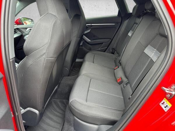 Audi A3 Sportback 35 TDI S line *LED*HuD*Assistenz*