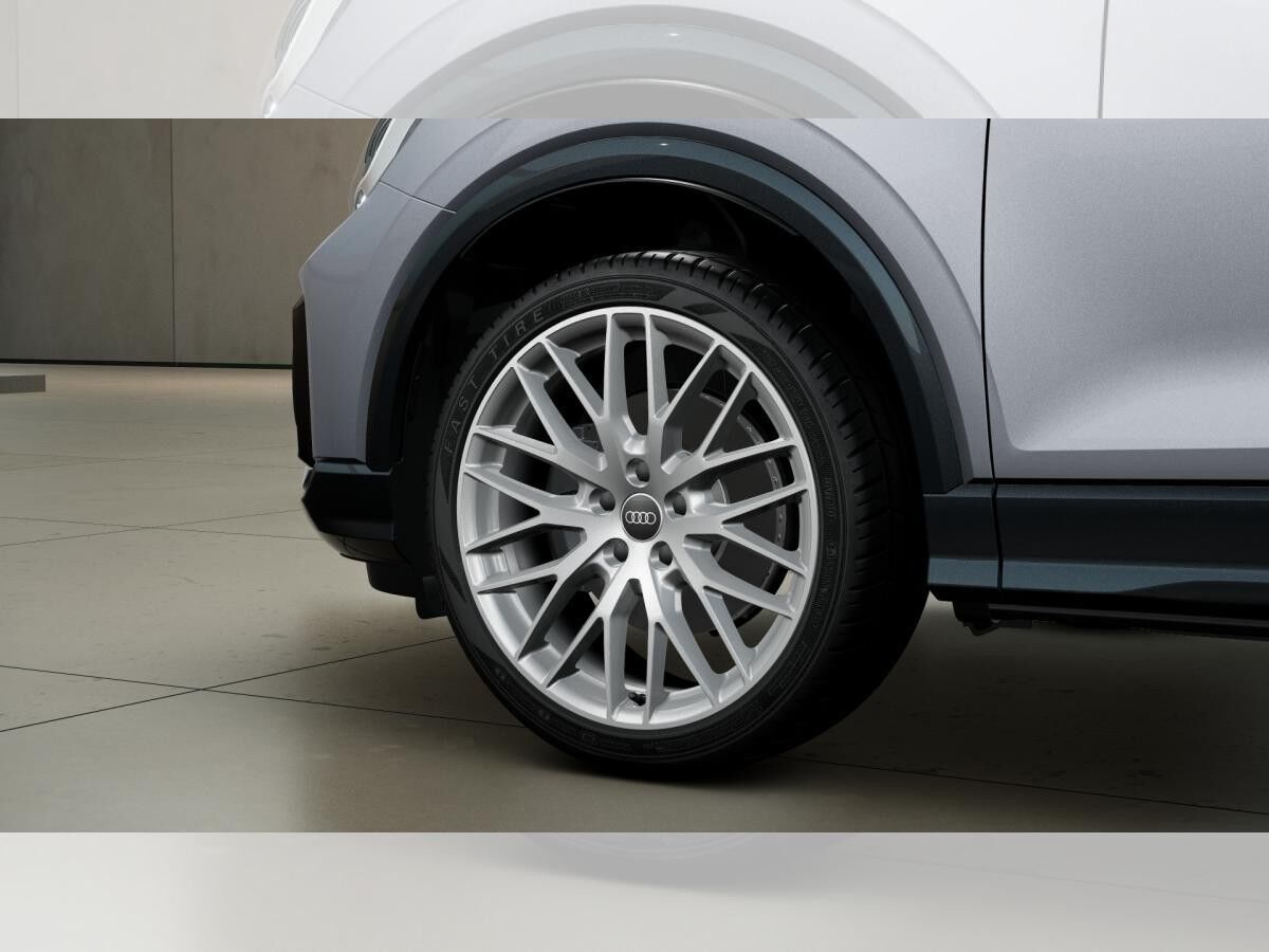 Audi Q2 advanced - int. S line AHK Navi Kamera