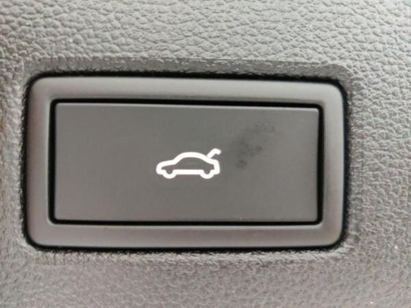 Volkswagen T-Roc Style 2.0 TDI AHK/Matrix/IQ.Drive/Navi/RFK