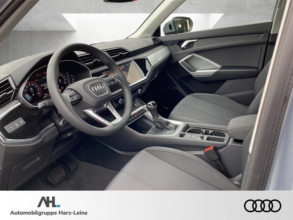 Audi Q3 35 TFSI 110(150) kW(PS) S tronic