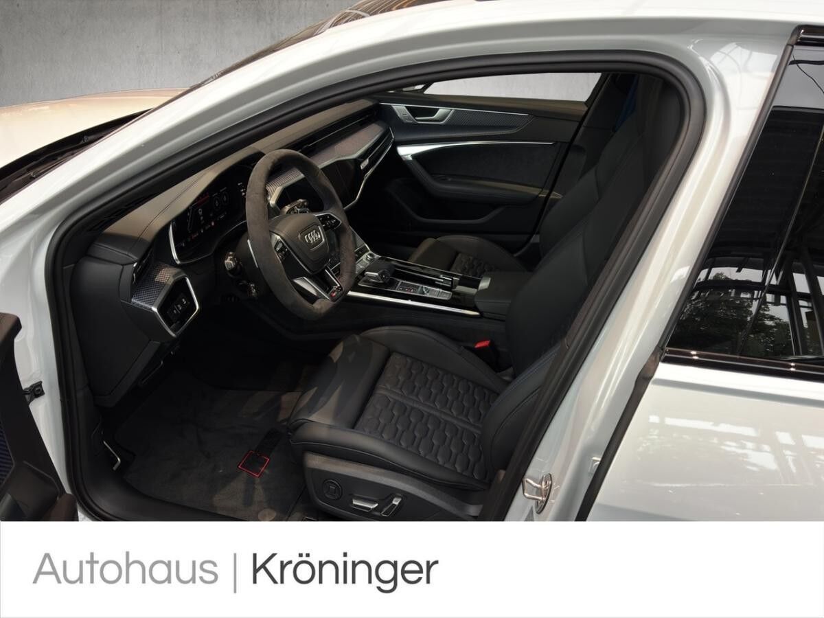 Audi RS6 Avant 4.0 TFSI quattro performance B&O HUD