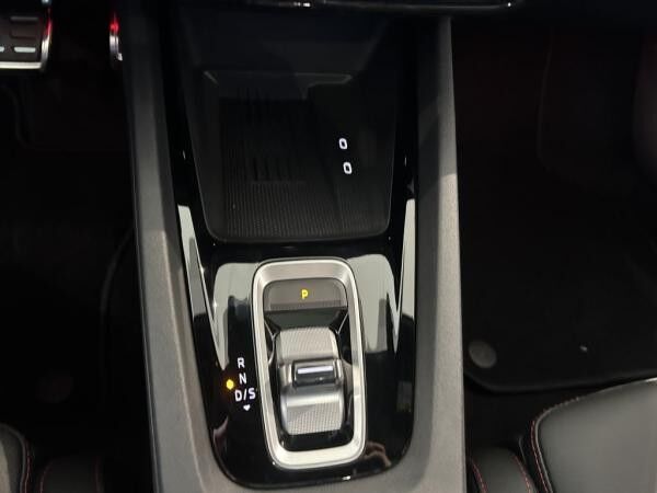 Skoda Octavia Combi 2.0 TSI RS+Standh+Pano+CANTON
