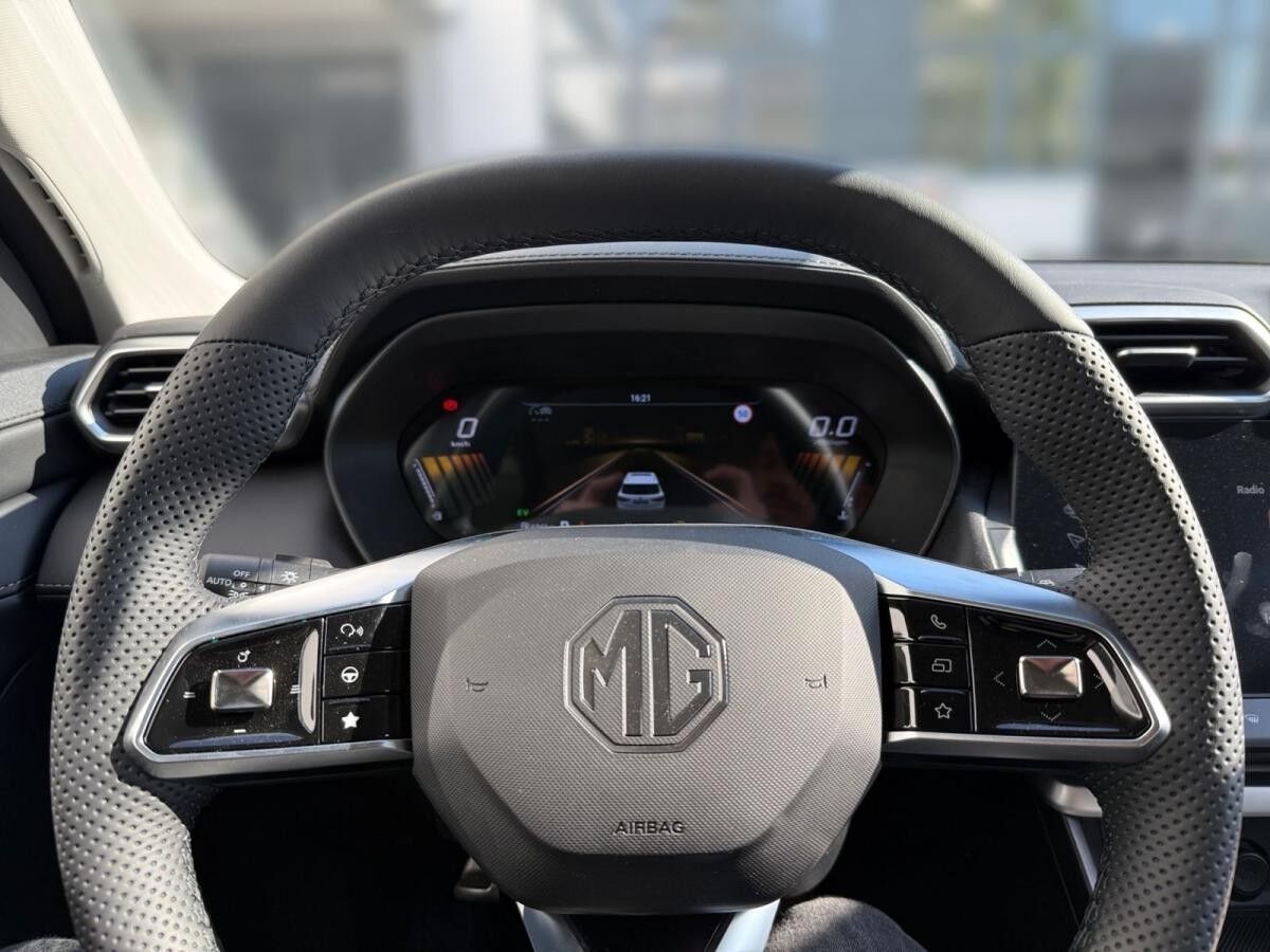 MG ZS 1.5 Hybrid+ Luxury|BLACK MONTH|BERLIN|LED|360|Leder|Totwinkel|ACC