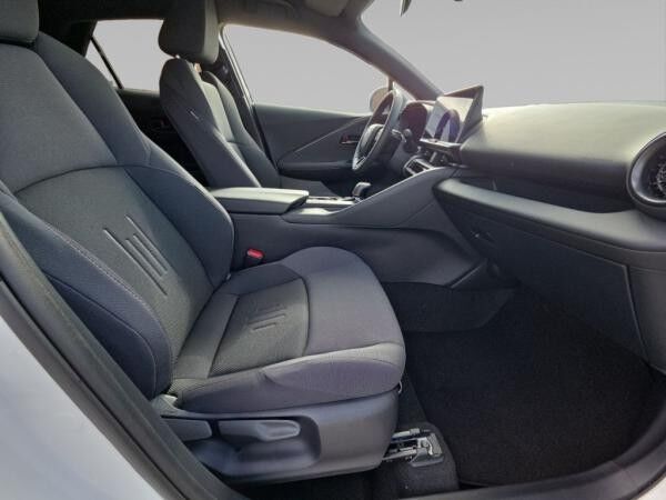 Toyota C-HR 2.0-l-VVT-i Hybrid Teamplayer