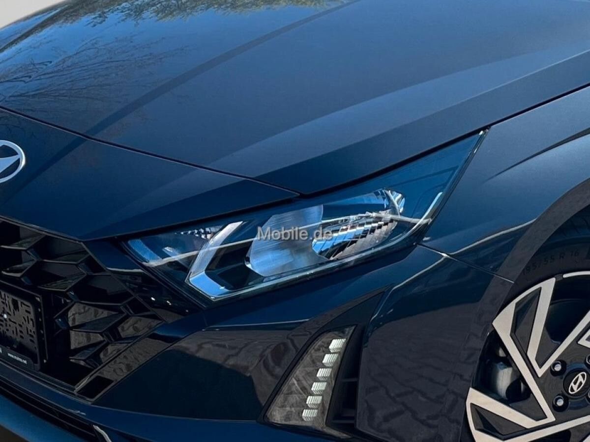 Hyundai i20 1.0 7-DCT TREND NAVI KAMERA SHZ 16"LM