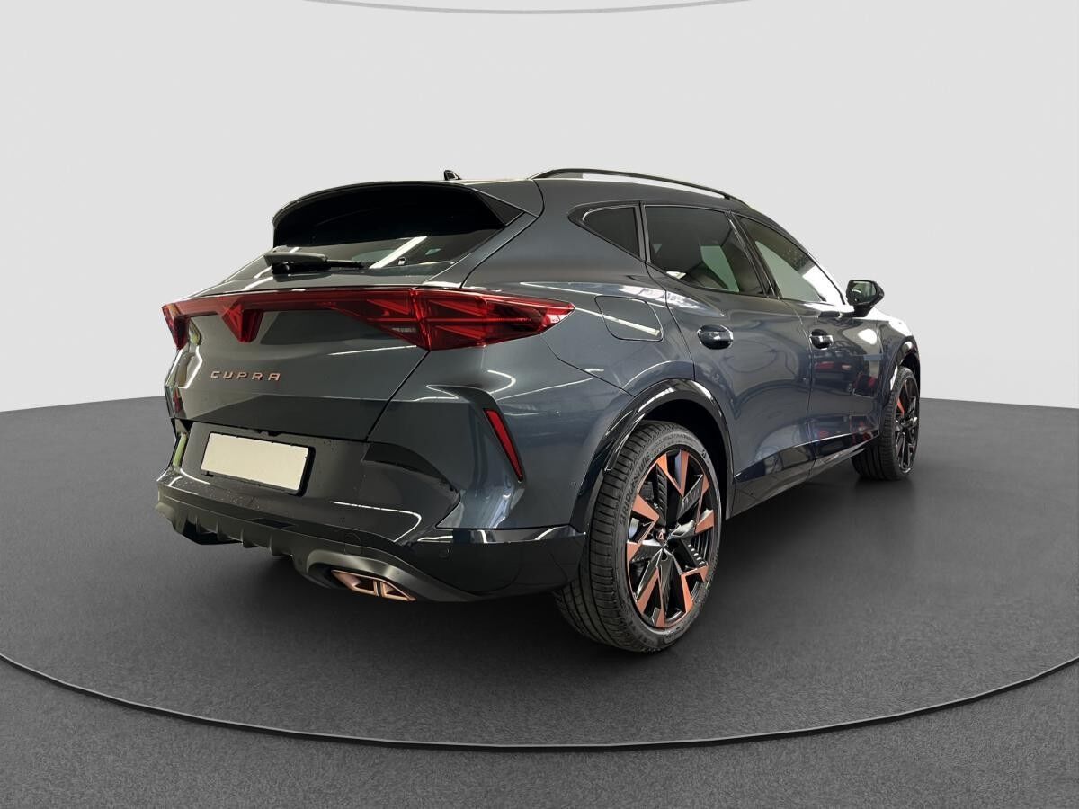 Cupra Formentor 1.5 e-HYBRID 272PS VZ DSG AHK MATRIX SENNHEISER
