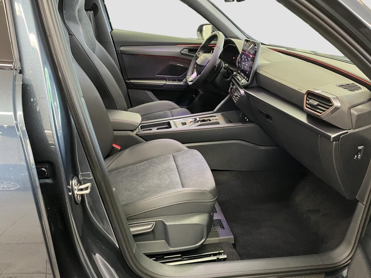 Cupra Formentor 1.5 e-HYBRID 272PS VZ DSG AHK MATRIX SENNHEISER