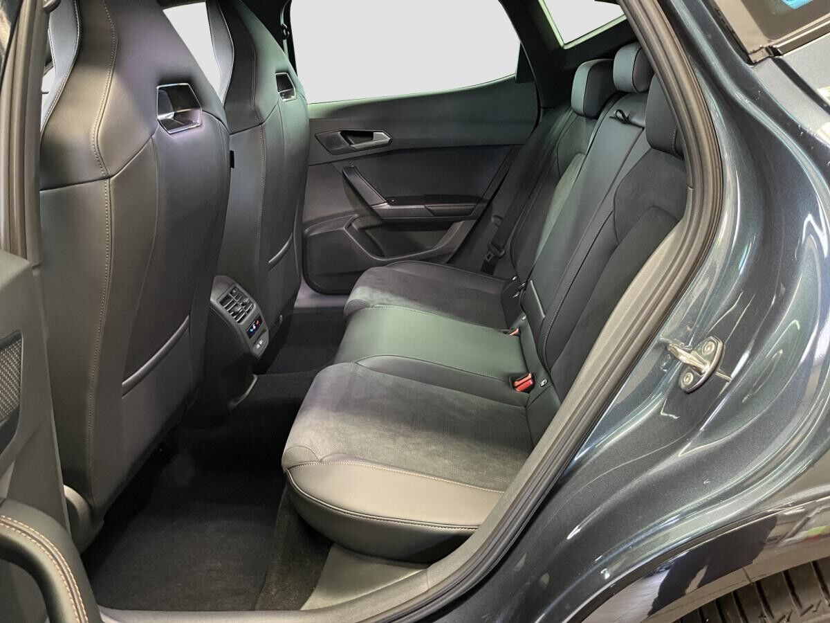 Cupra Formentor 1.5 e-HYBRID 272PS VZ DSG AHK MATRIX SENNHEISER