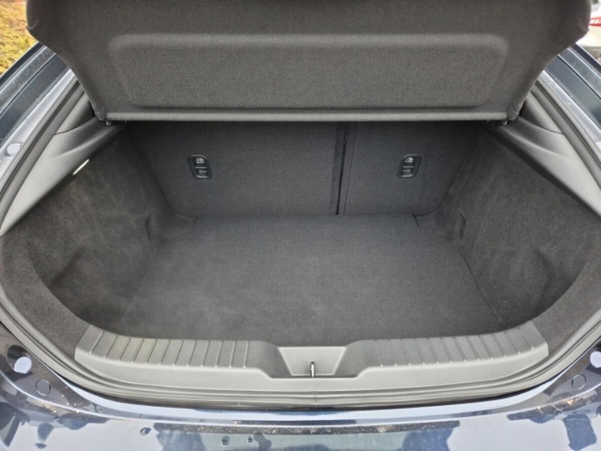 Mazda 3 2.0L e-SKYACTIV X 186 💥SOMMER-DEAL💥NAGISA SHZ+RFK