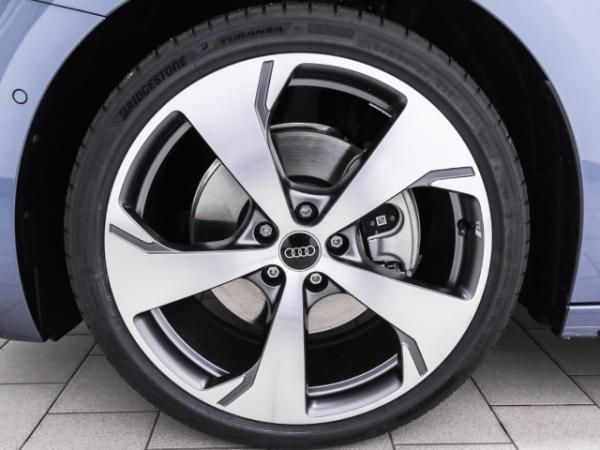Audi A5 Avant TDI quattro S line AHK ParkAssist Navi
