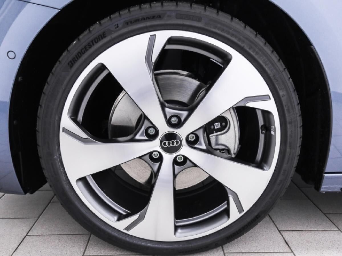 Audi A5 Avant TDI quattro S line AHK ParkAssist Navi