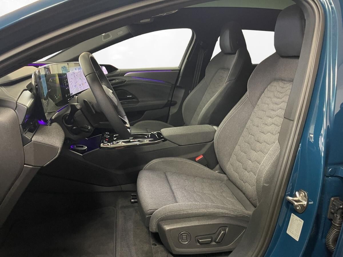 Audi A6 e-tron A6 Avant e-tron edition one blue Pano LM 21" B&O Matrix