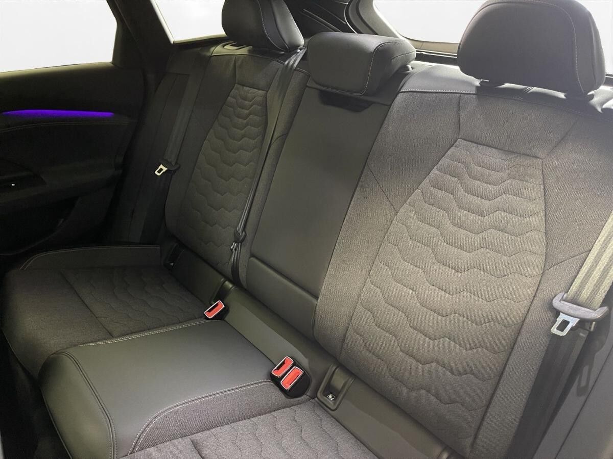 Audi A6 e-tron A6 Avant e-tron edition one blue Pano LM 21" B&O Matrix