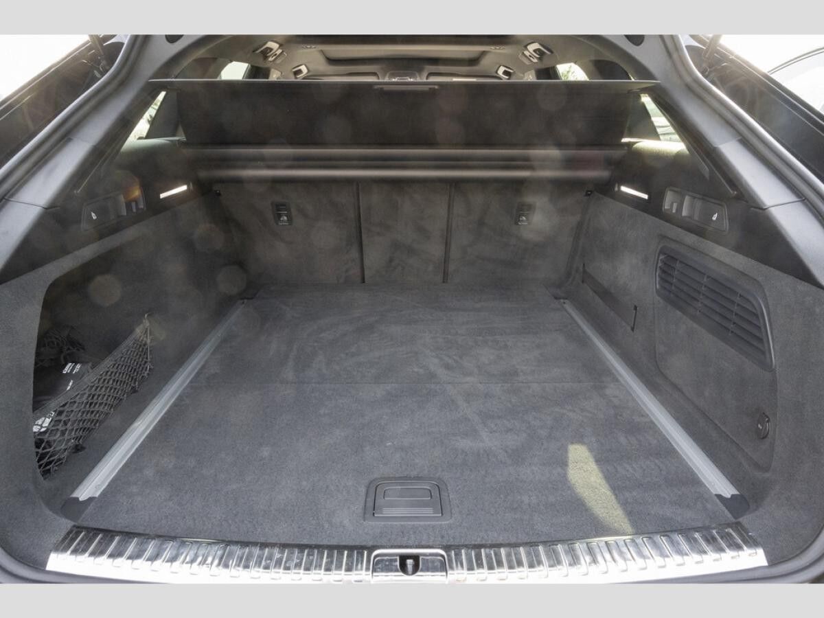 Audi RS6 Avant 4.0 TFSI quattro Audi RS6 Avant 4.0 TFSI quattro