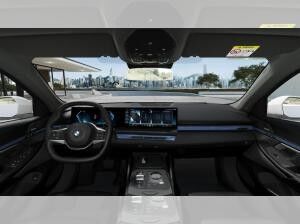 BMW 550 e  xDrive Touring