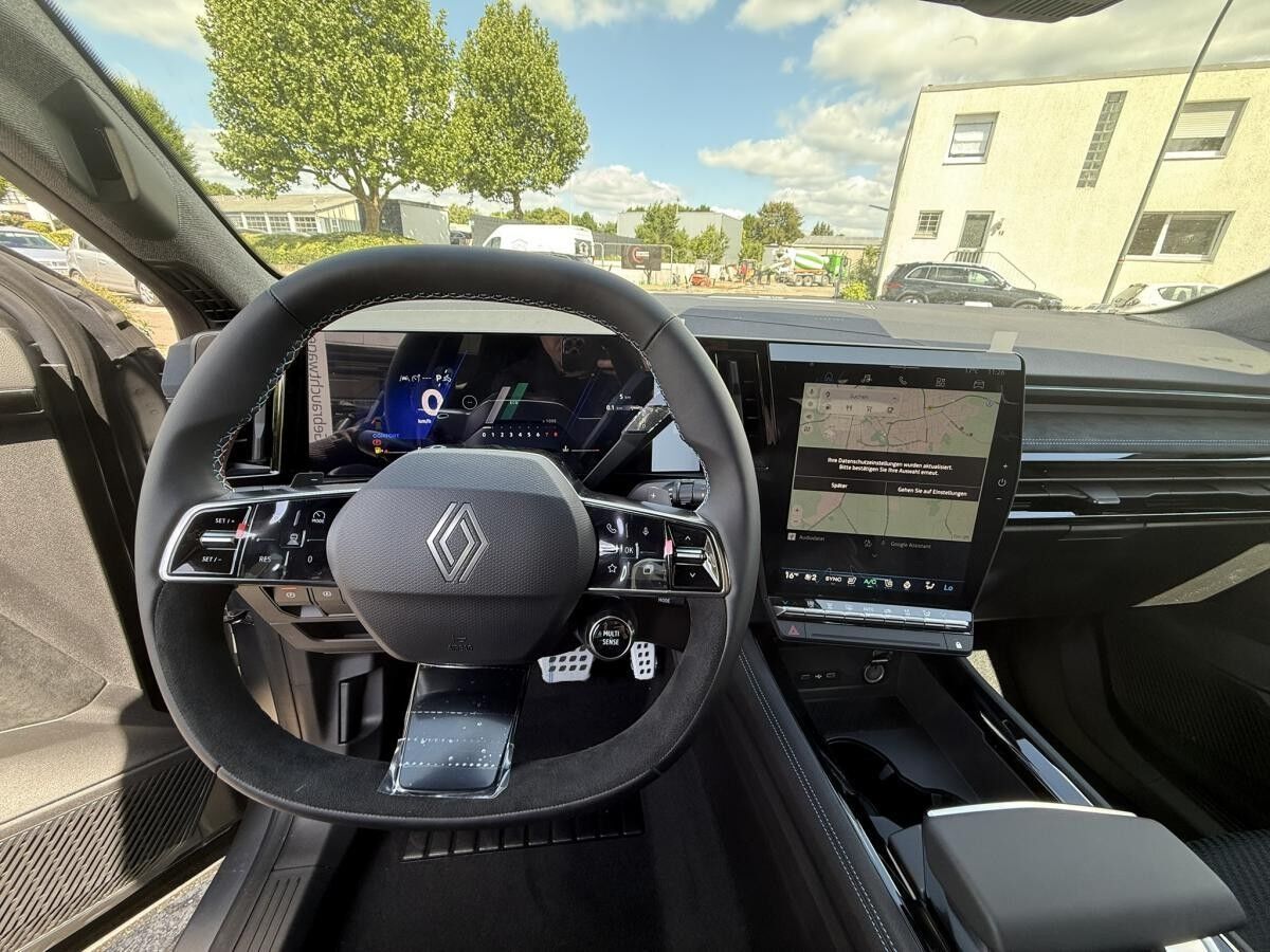 Renault Austral Esprit Alpine FullHybrid E-Tech 200 "Panorama-Glasdach"