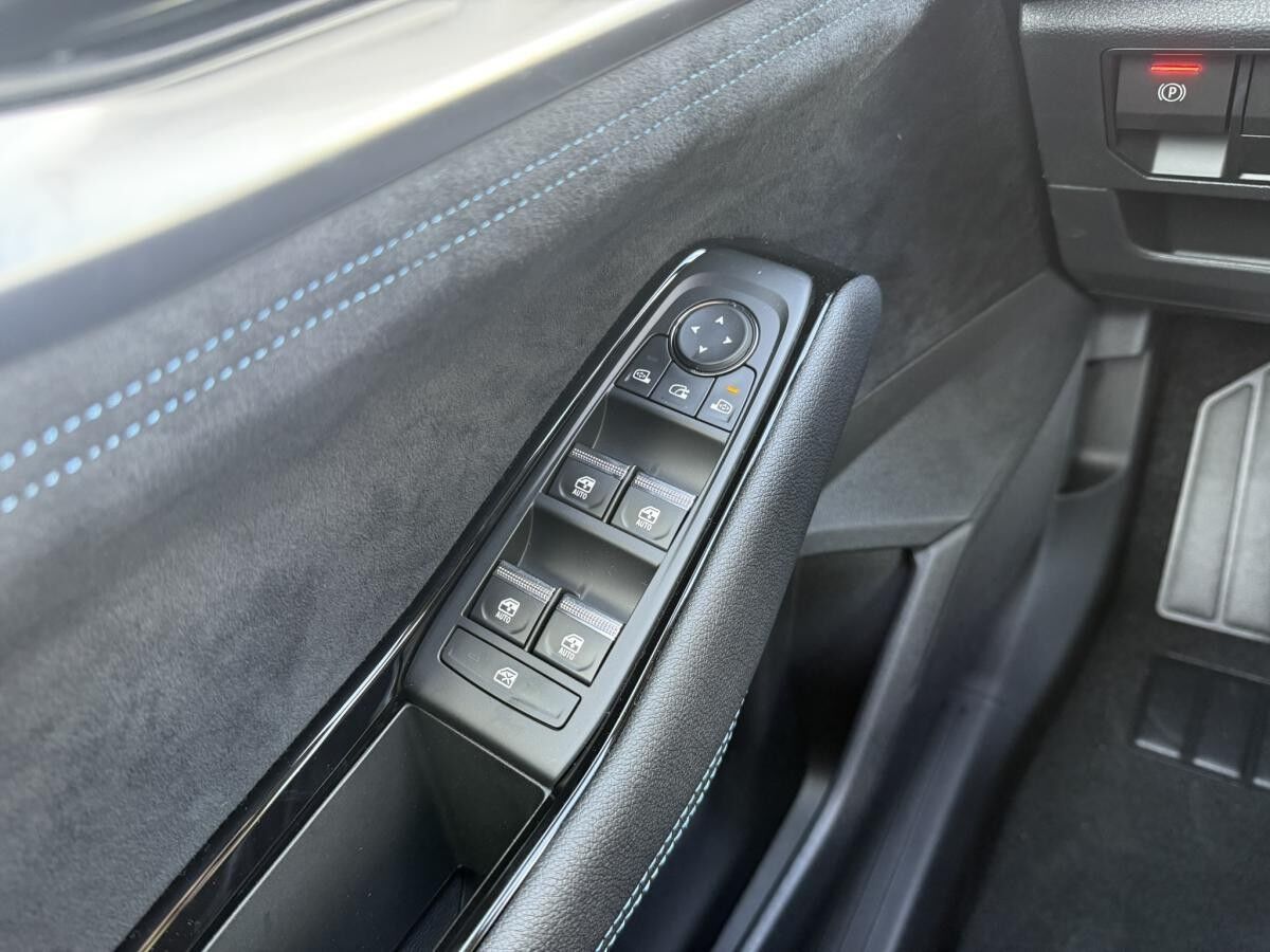 Renault Austral Esprit Alpine FullHybrid E-Tech 200 "Panorama-Glasdach"