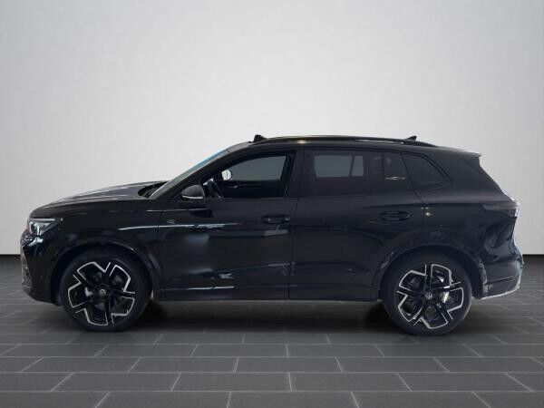 Volkswagen Tiguan R-Line 1.5 eTSI DSG HARMAN PANO SITZHZ IQ