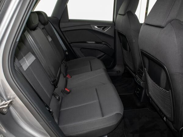 Audi Q4 e-tron 45 Vir. Cockpit/Kamera/Alu19/ACC