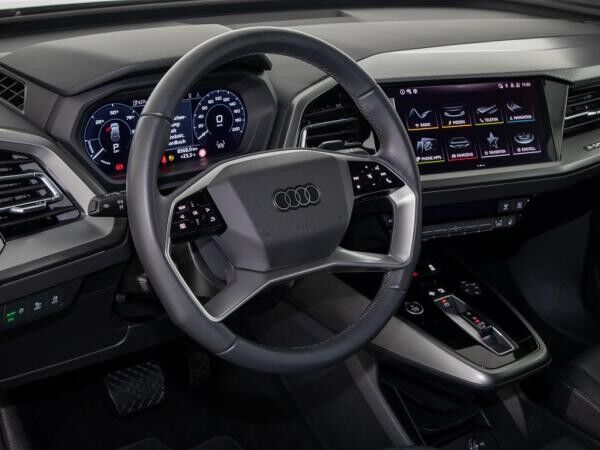 Audi Q4 e-tron 45 Vir.Cockpit Navi Matrix Kam Alu19