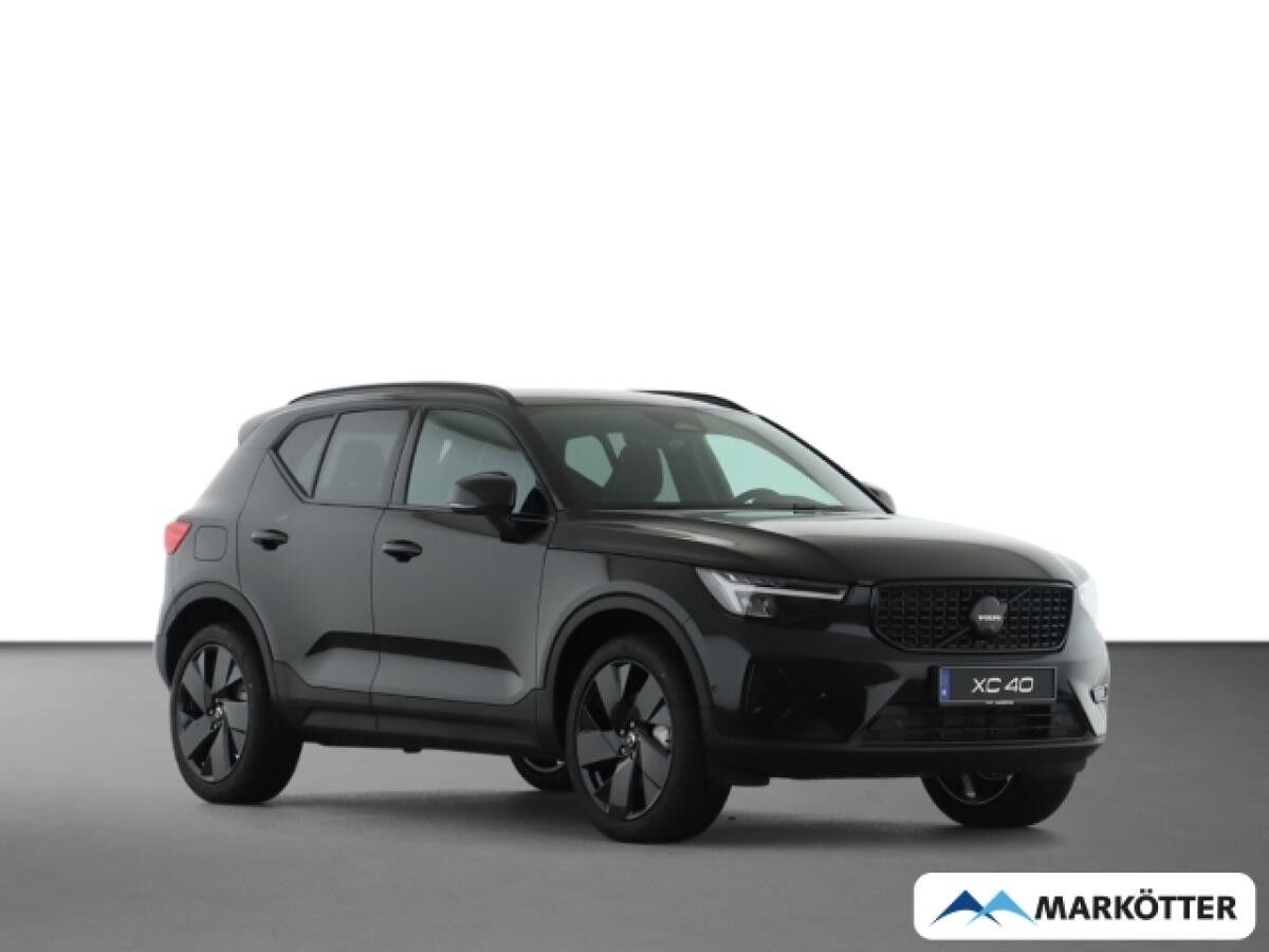 Volvo XC40 Plus Black Edition B3/360° Kamera/Frontscheibenheizung