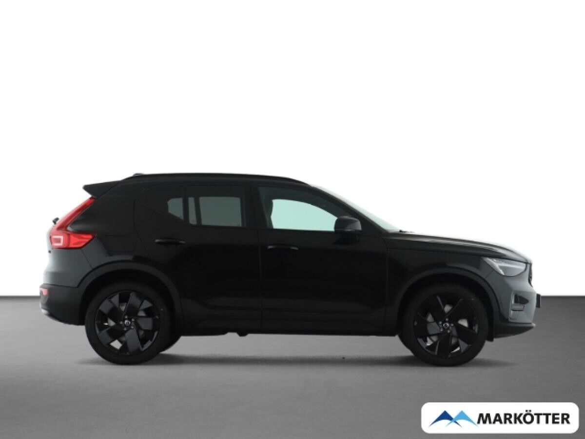 Volvo XC40 Plus Black Edition B3/360° Kamera/Frontscheibenheizung
