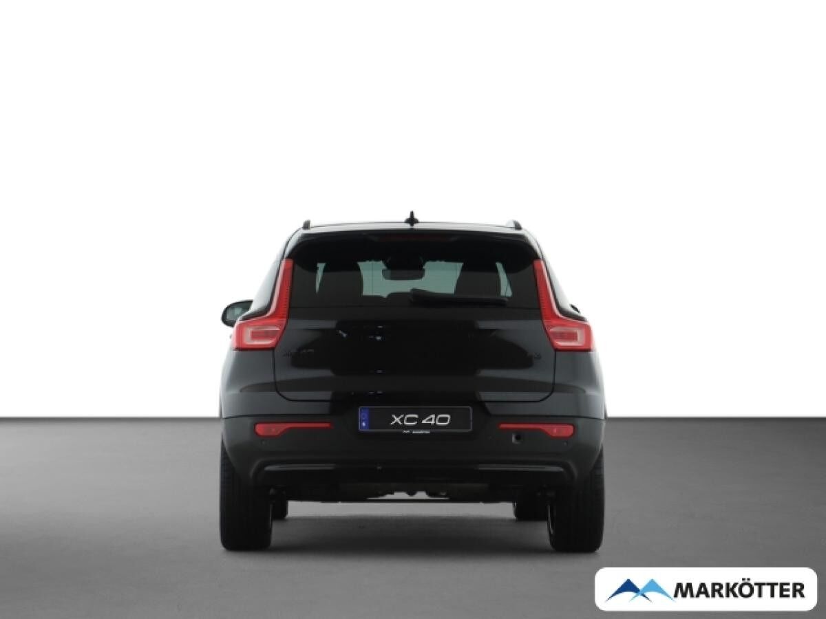 Volvo XC40 Plus Black Edition B3/360° Kamera/Frontscheibenheizung