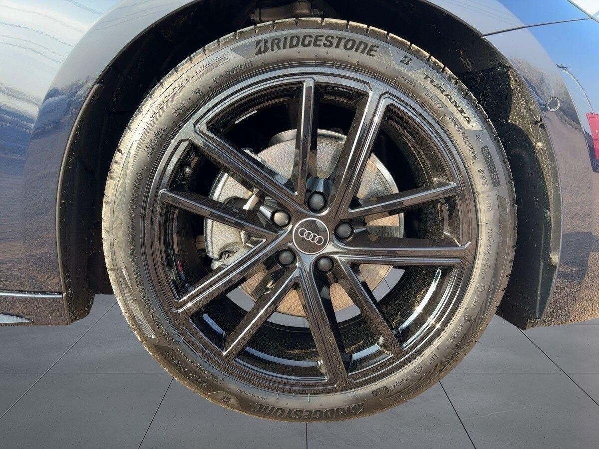 Audi A5 quattro, Tech-Paket, S line innen & außen, Panorama-Glasdach, Optikpaket schwarz