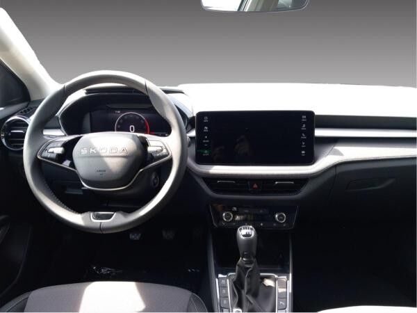Skoda Fabia Tour 1,0 TSI 6-Gang-Schaltgetriebe *NAVI*KAMERA*
