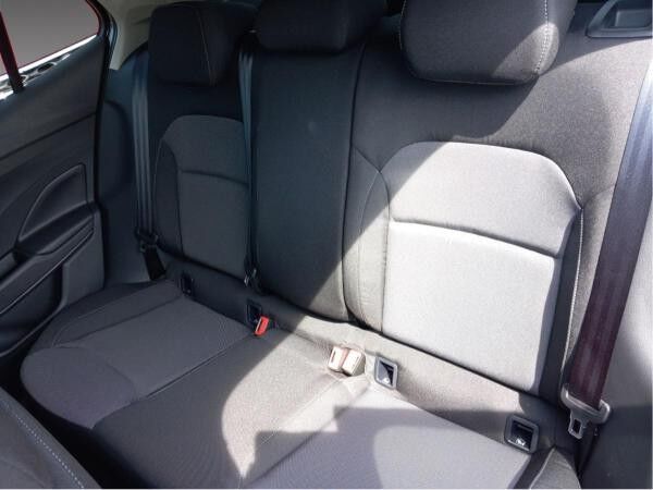 Skoda Fabia Tour 1,0 TSI 6-Gang-Schaltgetriebe *NAVI*KAMERA*