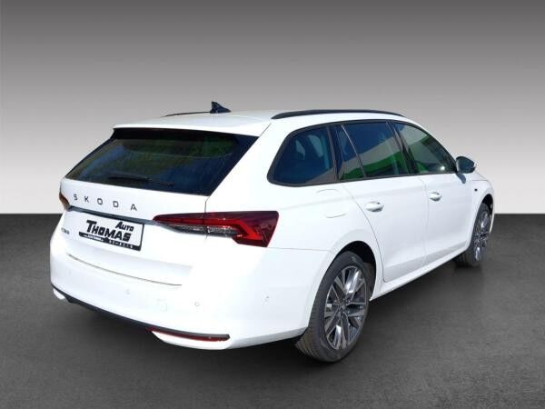 Skoda Octavia Tour 1,5 TSI 6-Gang-Schaltgetriebe *HEADUP*KAMERA*