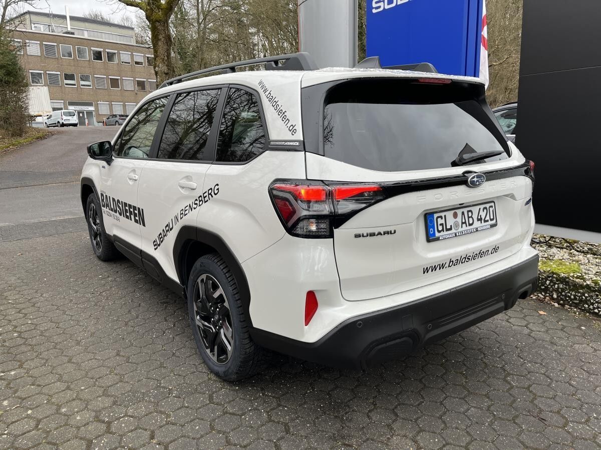 Subaru Forester 2.0ie e-Boxer EXCLUSIVE Lineartronic
