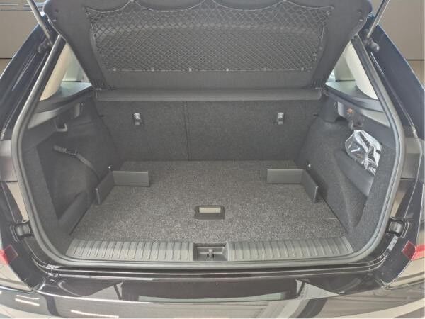 Skoda Kamiq Essence SOFORT VERFÜGBAR SHZ LED W-Paket PDC SpurH