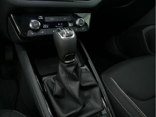 Skoda Kamiq Tour 1,0 TSI *SZH*SMART-LINK*KAM*LED*