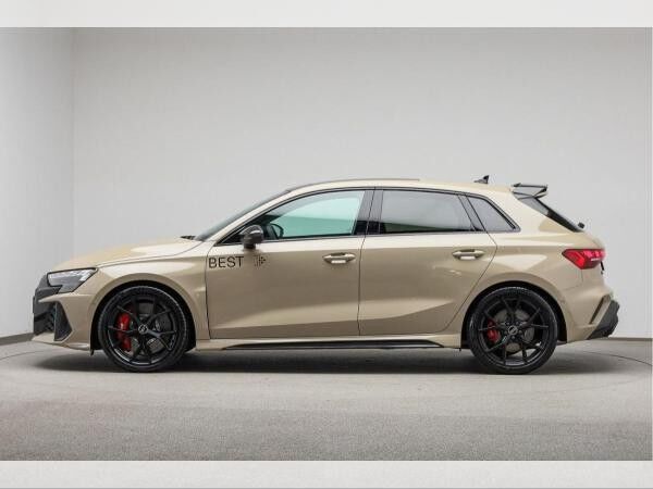 Audi RS3 Sportback MOCHA*CARBON*PANO*SCHALEN*MATRIX*KAMERA