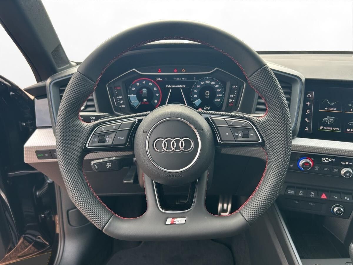 Audi A1 Sportback 30 TFSI S-LINE+LED+DCC+CARPLAY