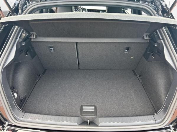 Audi A1 Sportback 30 TFSI S-LINE+LED+DCC+CARPLAY