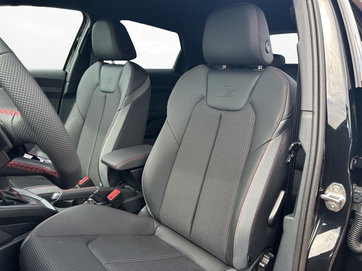 Audi A1 Sportback 30 TFSI S-LINE+LED+DCC+CARPLAY